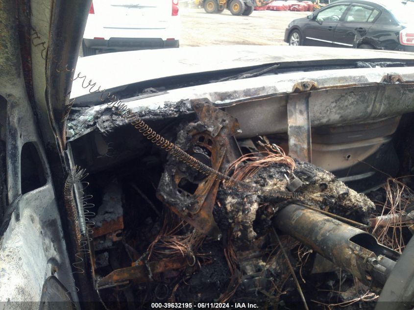 1992 Chevrolet Gmt-400 C1500 VIN: 1GCEC14H7NE154685 Lot: 39632195