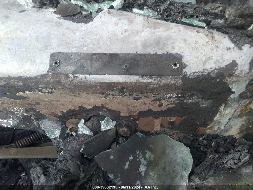 1992 Chevrolet Gmt-400 C1500 VIN: 1GCEC14H7NE154685 Lot: 39632195