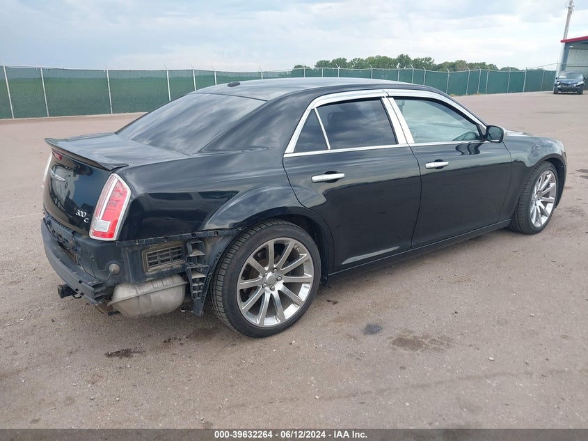 2013 Chrysler 300C John Varvatos Luxury Edition VIN: 2C3CCADT5DH635302 Lot: 39632264