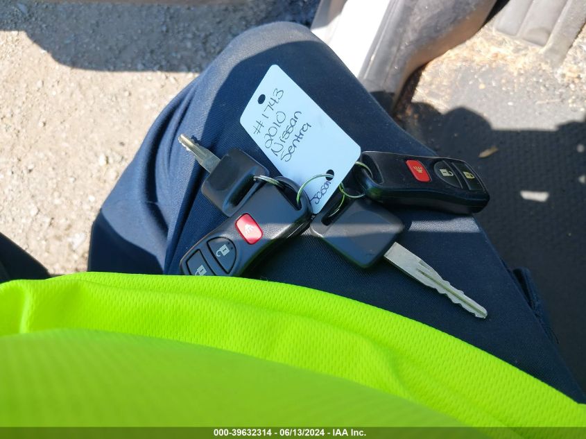 2010 Nissan Sentra 2.0S VIN: 3N1AB6AP7AL702319 Lot: 39632314