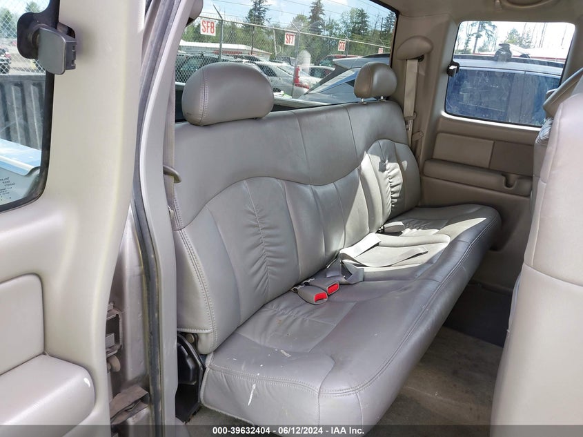 1999 Chevrolet Silverado 1500 Lt VIN: 1GCEK19T9XE244150 Lot: 39632404