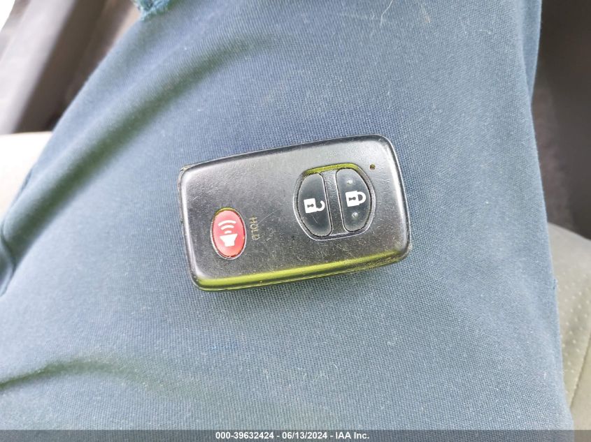 2011 Toyota Prius Three VIN: JTDKN3DU6B0297108 Lot: 39632424