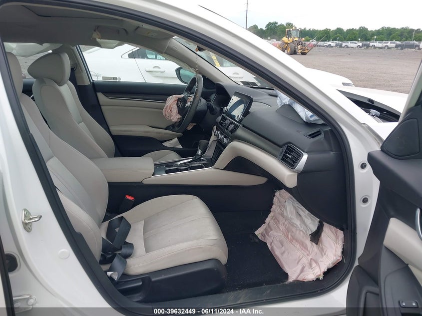 VIN 1HGCV1F43KA158622 2019 HONDA ACCORD EX