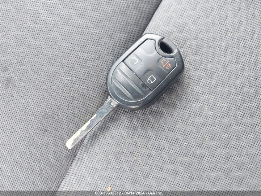 2017 Ford Escape Se VIN: 1FMCU0G9XHUB05411 Lot: 39632512