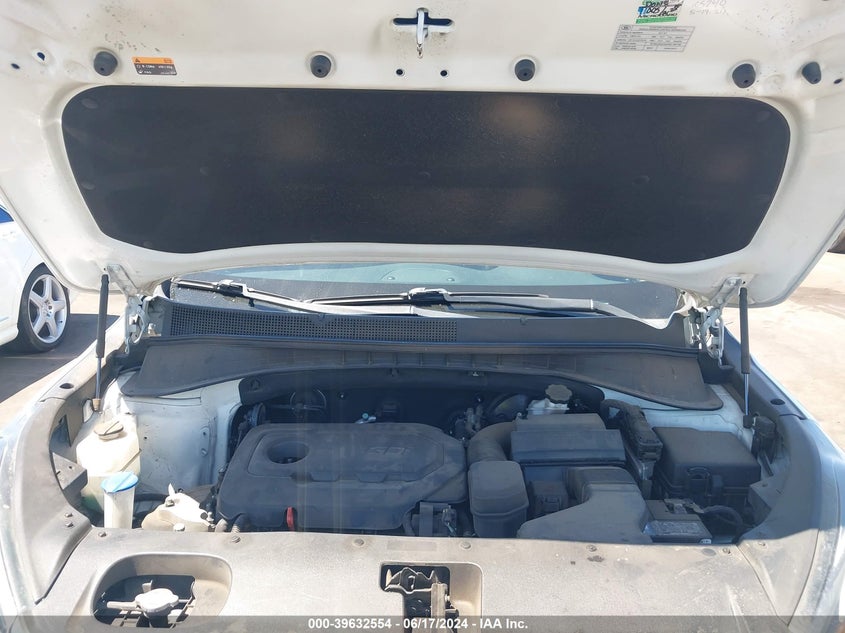 2017 Kia Sorento 2.4L Lx VIN: 5XYPG4A33HG221530 Lot: 39632554