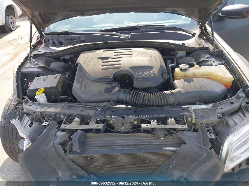 2017 Chrysler 300 Limited VIN: 02C3CCAAG1HH50602 Lot: 39632592