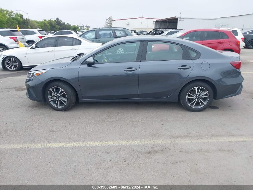 2023 Kia Forte Lxs VIN: 3KPF24AD2PE554591 Lot: 39632609
