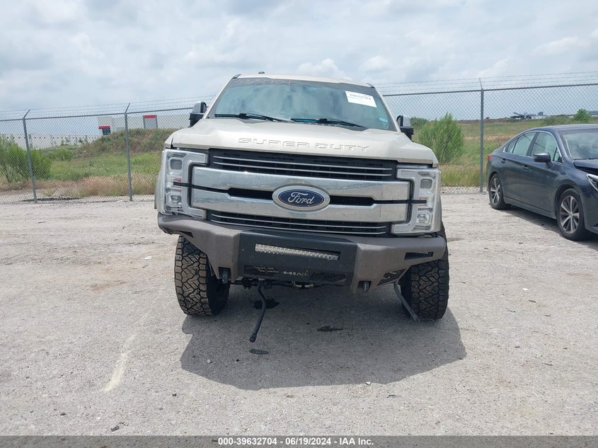 2018 Ford F-250 Lariat VIN: 1FT7W2BT9JEB35532 Lot: 39632704