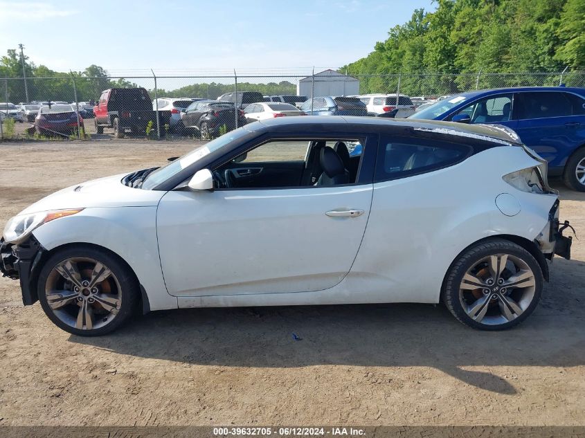 2013 Hyundai Veloster Base W/Black VIN: KMHTC6AD3DU109426 Lot: 39632705