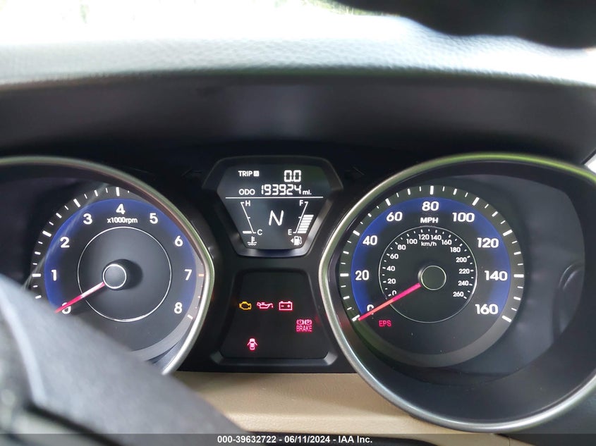 2012 Hyundai Elantra Limited VIN: 5NPDH4AE1CH147205 Lot: 39632722