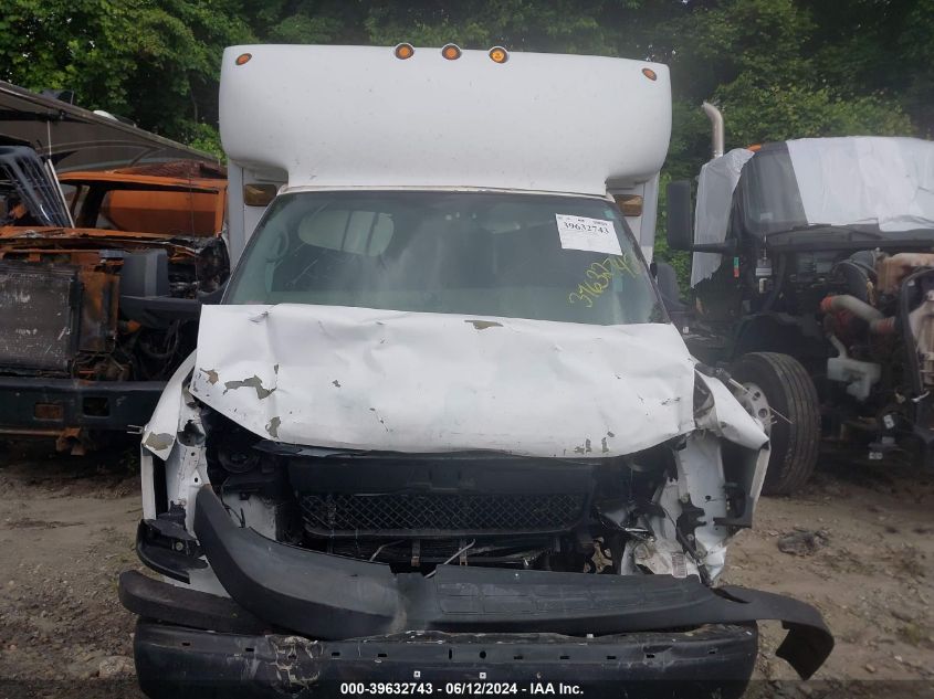 2011 Chevrolet Express Cutaway Work Van VIN: 1GB3G2BG4B1179191 Lot: 39632743