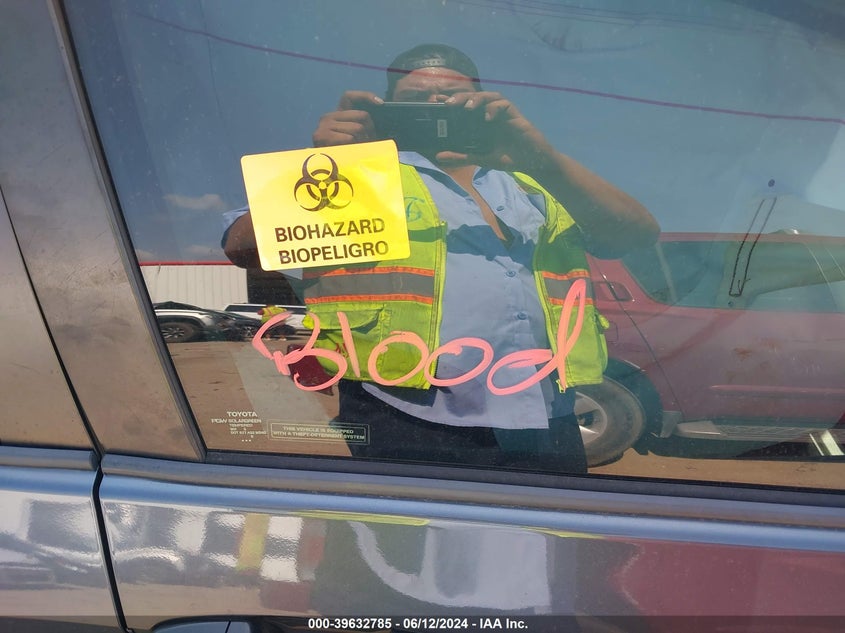 2017 Toyota Corolla Se VIN: 5YFBURHE7HP606348 Lot: 39632785