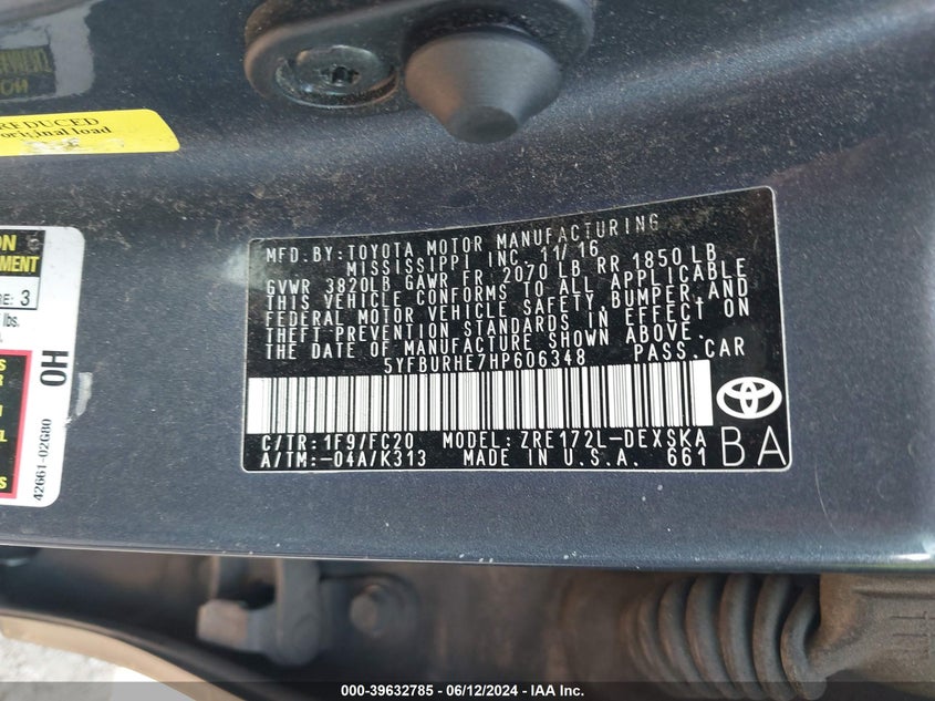 2017 Toyota Corolla Se VIN: 5YFBURHE7HP606348 Lot: 39632785