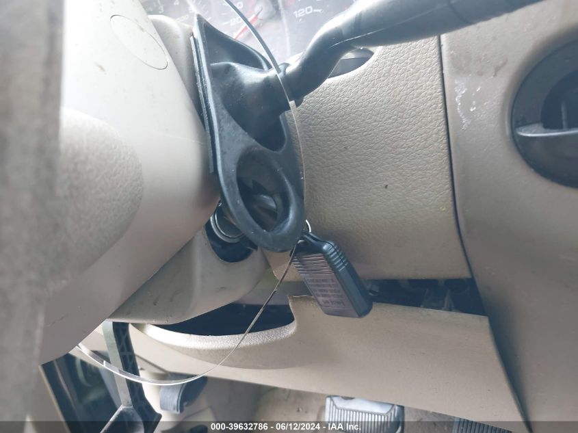 2007 Ford F-150 Lariat/Stx/Xl/Xlt VIN: 1FTPX12V87FA88697 Lot: 39632786