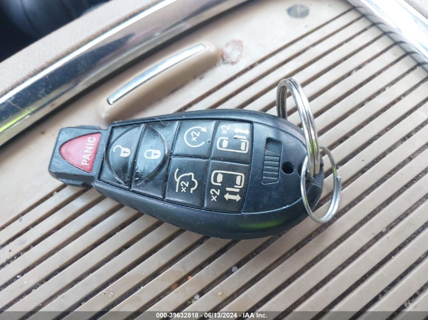 2014 Dodge Grand Caravan Sxt VIN: 2C4RDGCGXER113772 Lot: 39632818