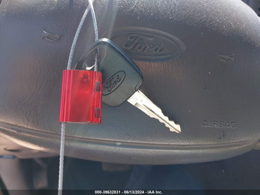 2001 Ford F-150 Harley-Davidson Edition/King Ranch Edition/Lariat/Xlt VIN: 1FTRW07L21KC30750 Lot: 39632831