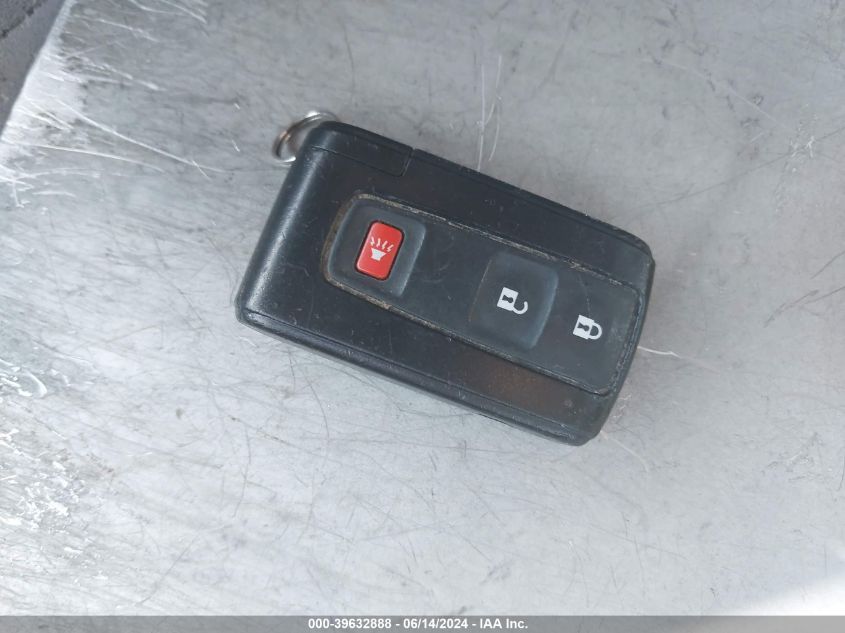 2007 Toyota Prius Touring VIN: JTDKB20U173227692 Lot: 39632888