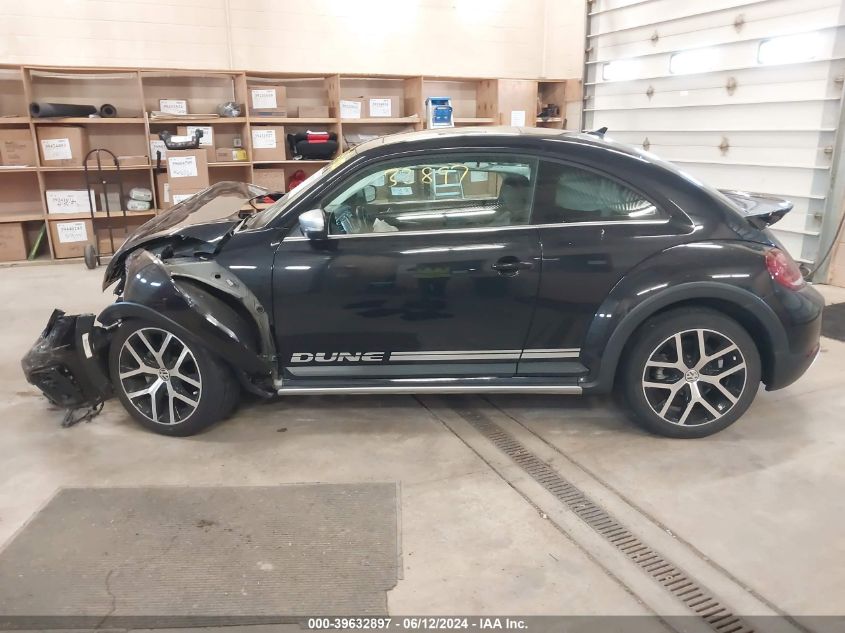 2018 Volkswagen Beetle 2.0T Dune VIN: 3VWSD7AT3JM708009 Lot: 39632897