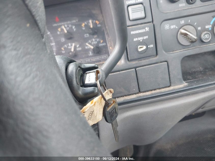 1997 GMC Sierra 1500 Special VIN: 1GTEC14W7VZ507479 Lot: 39633150