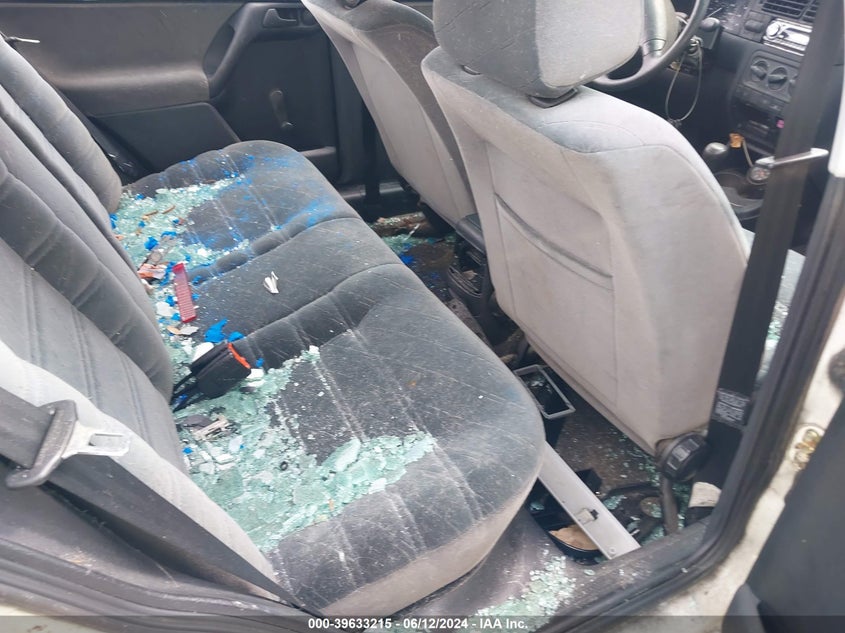 1998 Volkswagen Jetta Gl VIN: 3VWRA81HXWM225231 Lot: 39633215