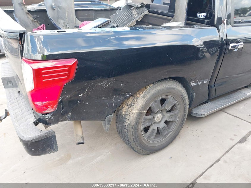 2017 Nissan Titan Sv VIN: 1N6AA1E65HN532540 Lot: 39633217