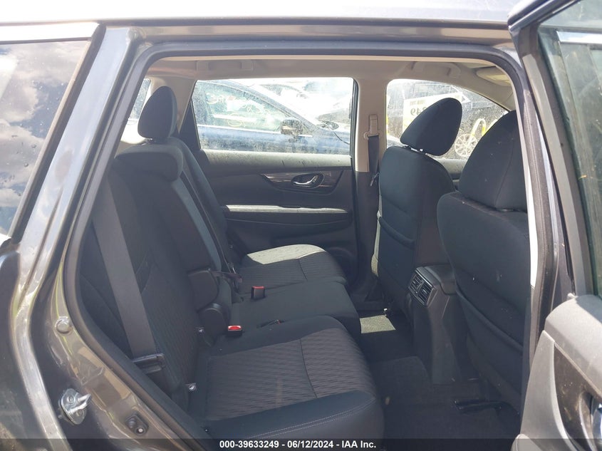 2018 Nissan Rogue S VIN: 5N1AT2MV4JC841750 Lot: 39633249