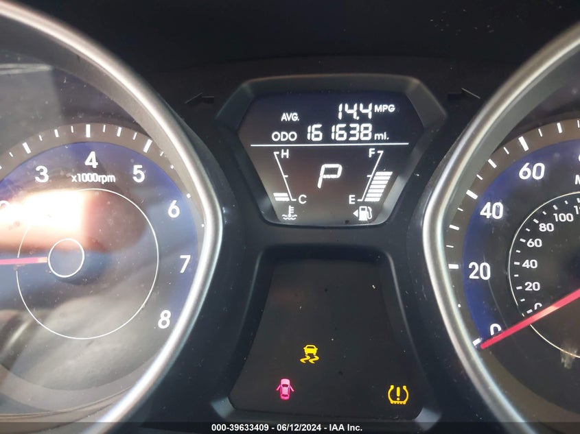 2012 Hyundai Elantra Limited VIN: 5NPDH4AE2CH150226 Lot: 39633409