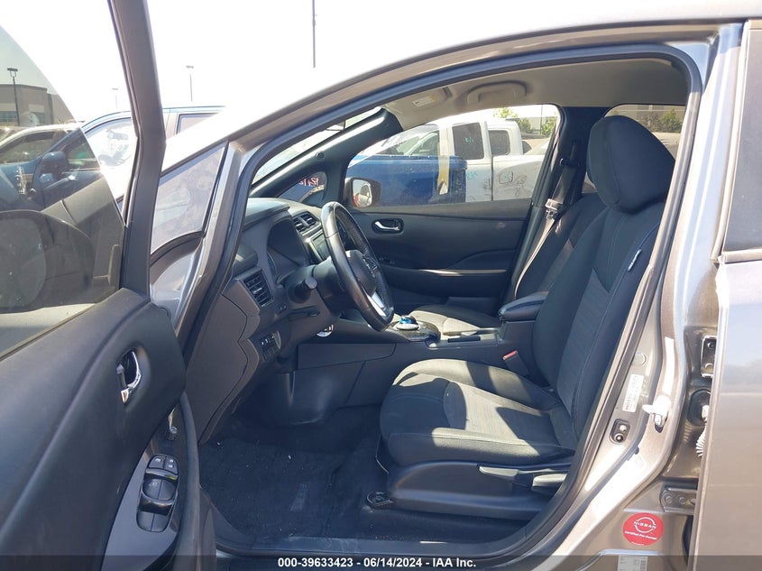 2018 NISSAN LEAF SV - 1N4AZ1CP0JC305299