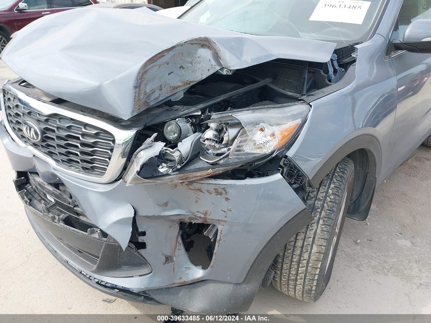 2020 Kia Sorento 2.4L L VIN: 5XYPG4A3XLG699078 Lot: 39633485