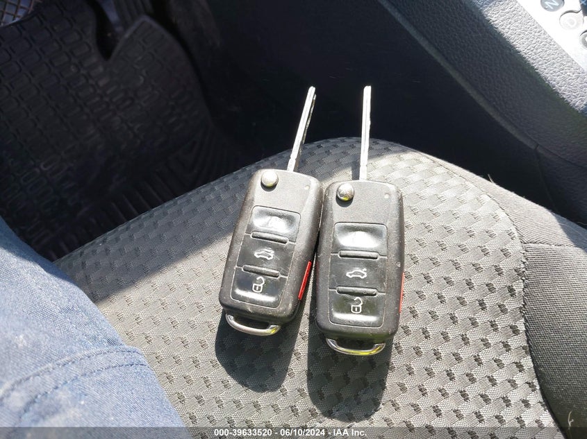 2012 Volkswagen Jetta 2.0L S VIN: 3VW2K7AJ6CM472429 Lot: 39633520