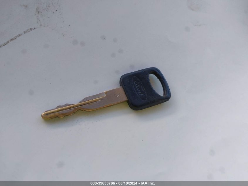 2004 Ford F-350 Lariat/Xl/Xlt VIN: 1FTSW31P24EC54693 Lot: 39633786