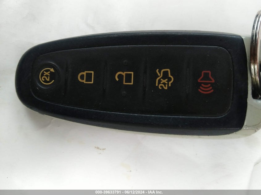 2014 Ford Escape Titanium VIN: 1FMCU0J9XEUA94575 Lot: 39633791