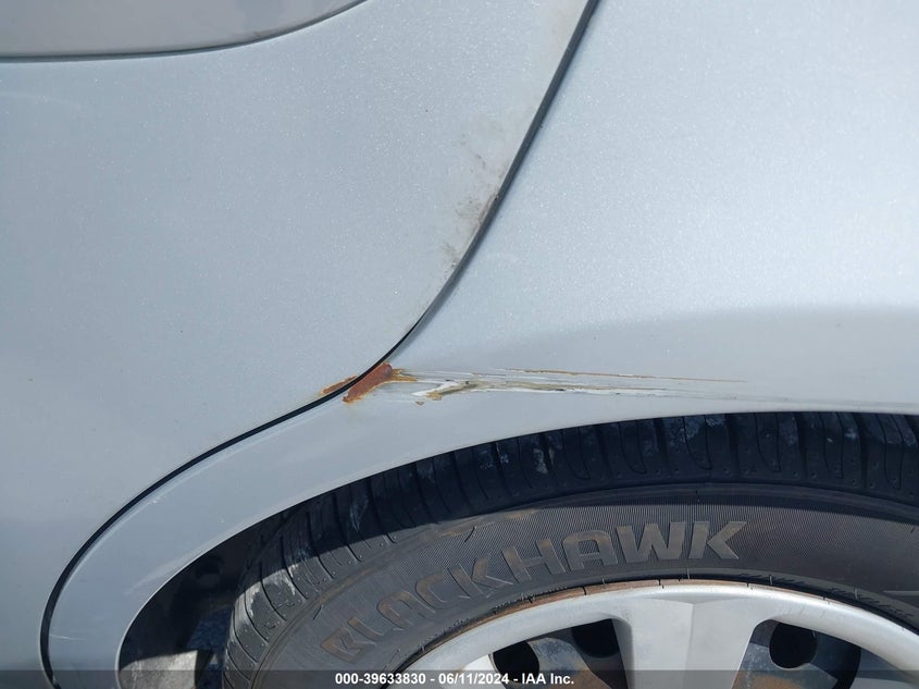 2009 Hyundai Accent Gls VIN: KMHCN46C49U379268 Lot: 39633830