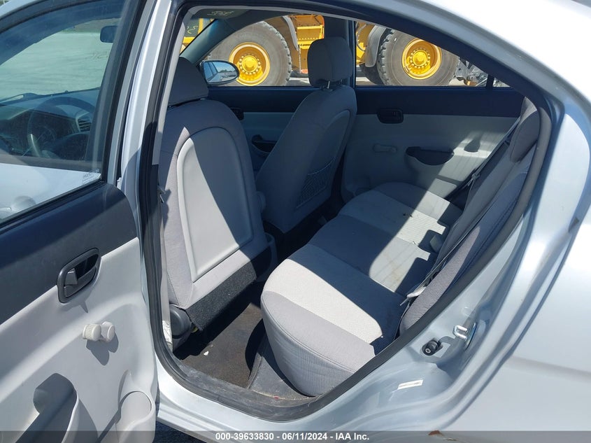 2009 Hyundai Accent Gls VIN: KMHCN46C49U379268 Lot: 39633830