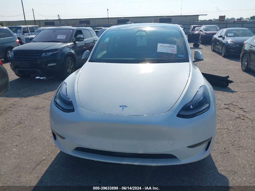 2022 Tesla Model Y Performance Dual Motor All-Wheel Drive VIN: 7SAYGDEF8NF454995 Lot: 39633898