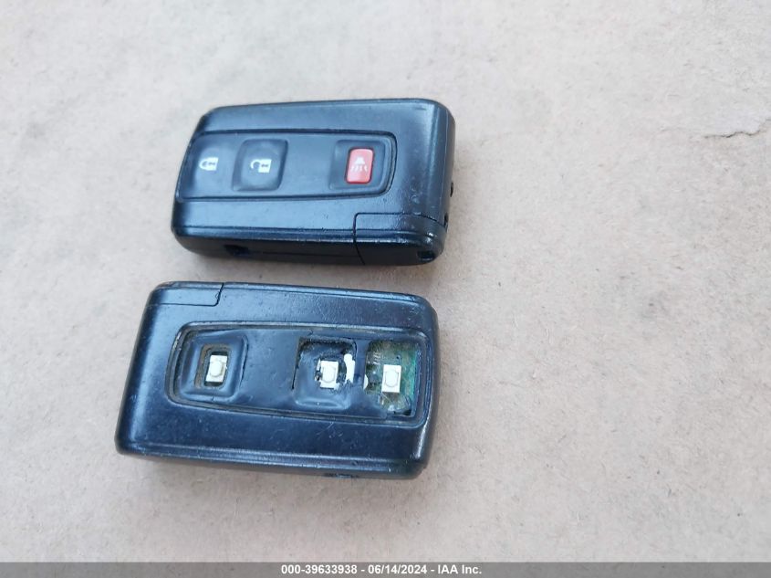 2005 Toyota Prius VIN: JTDKB20U553111862 Lot: 39633938