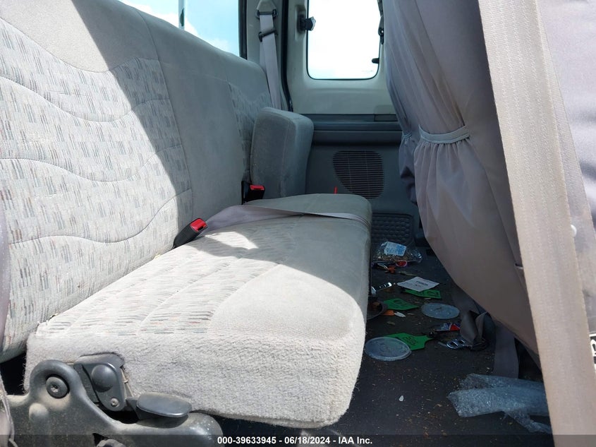 2000 Ford F-250 Lariat/Xl/Xlt VIN: 1FTNX20F7YEB52941 Lot: 39633945