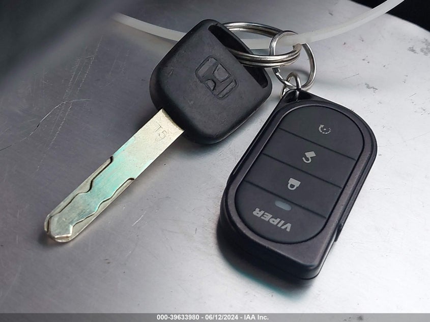 2004 Honda Odyssey Ex VIN: 5FNRL18824B134952 Lot: 39633980