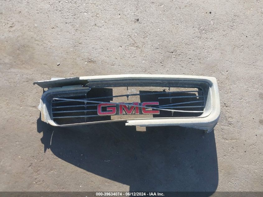 2003 GMC Sonoma Sl VIN: 1GTCS14H938152216 Lot: 39634074