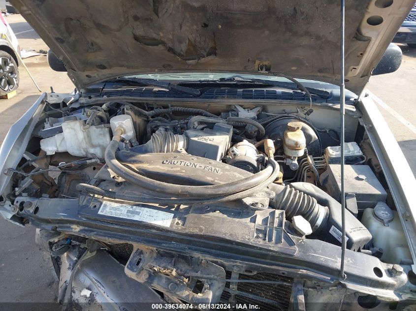 2003 GMC Sonoma Sl VIN: 1GTCS14H938152216 Lot: 39634074