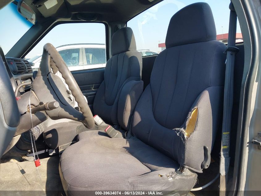 2003 GMC Sonoma Sl VIN: 1GTCS14H938152216 Lot: 39634074