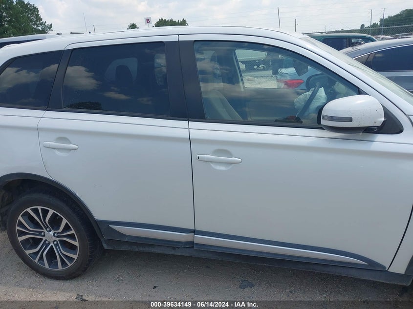 2018 Mitsubishi Outlander Se VIN: JA4AD3A36JZ033286 Lot: 39634149