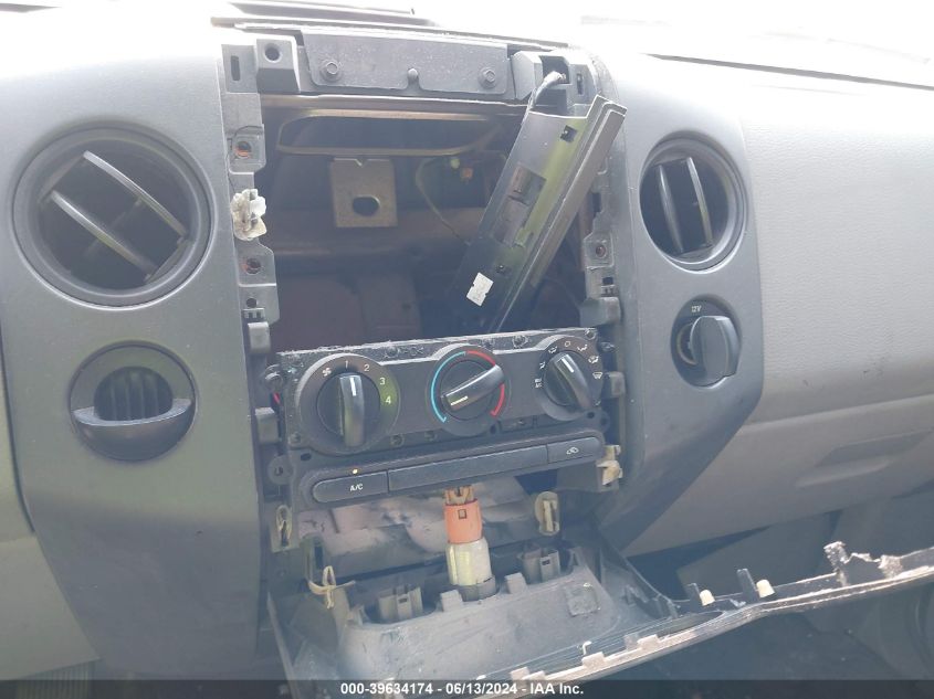 2005 Ford F-150 Lariat/Xl/Xlt VIN: 1FTPX125X5NB65878 Lot: 39634174