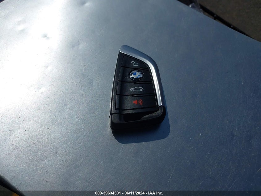 2018 BMW X3 xDrive30I VIN: 5UXTR9C52JLC74929 Lot: 39634301