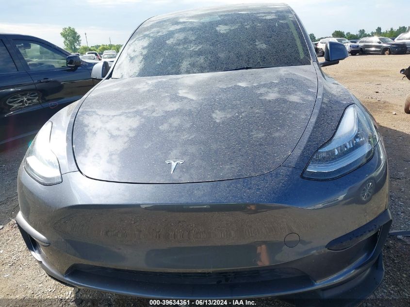 2022 Tesla Model Y Long Range Dual Motor All-Wheel Drive VIN: 7SAYGDEE2NF353507 Lot: 39634361