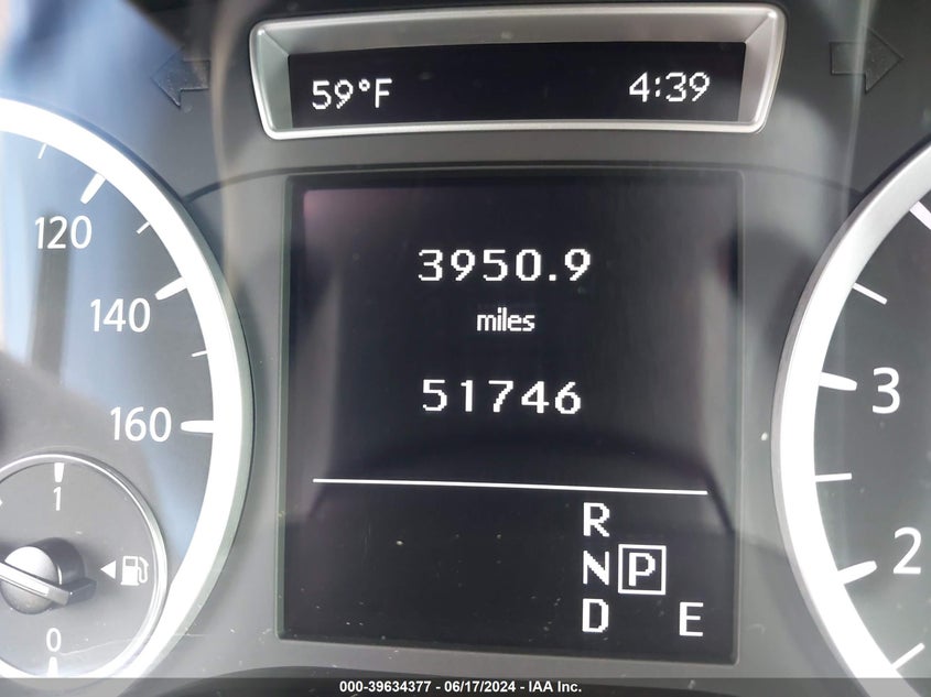 2017 INFINITI QX30 LUXURY - SJKCH5CRXHA026461