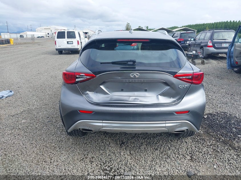 2017 INFINITI QX30 LUXURY - SJKCH5CRXHA026461