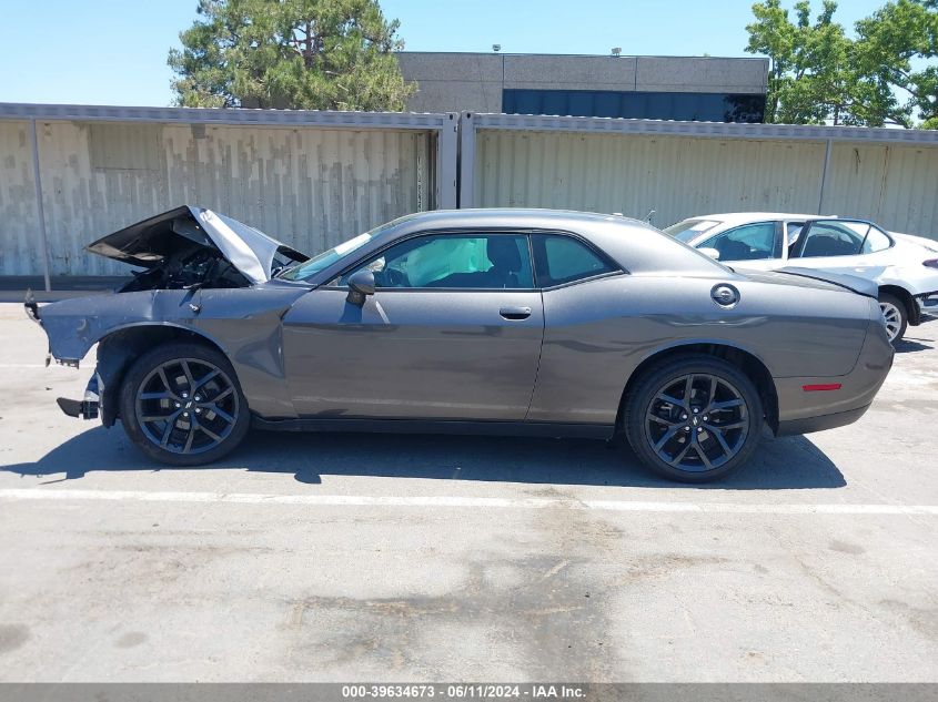 2019 Dodge Challenger Sxt VIN: 2C3CDZAG4KH677136 Lot: 39634673