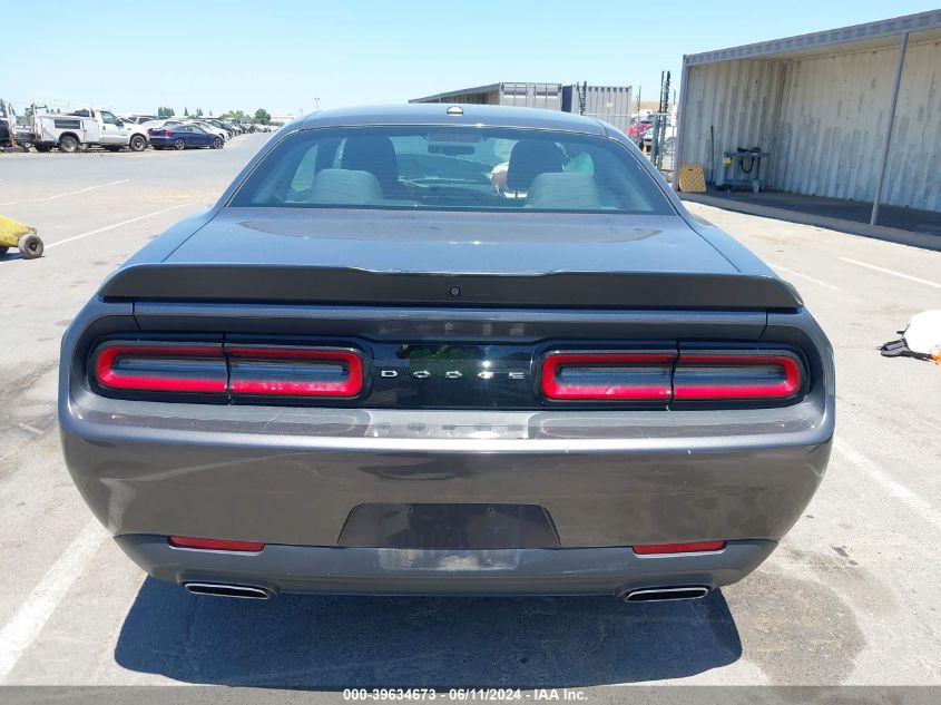 2019 Dodge Challenger Sxt VIN: 2C3CDZAG4KH677136 Lot: 39634673