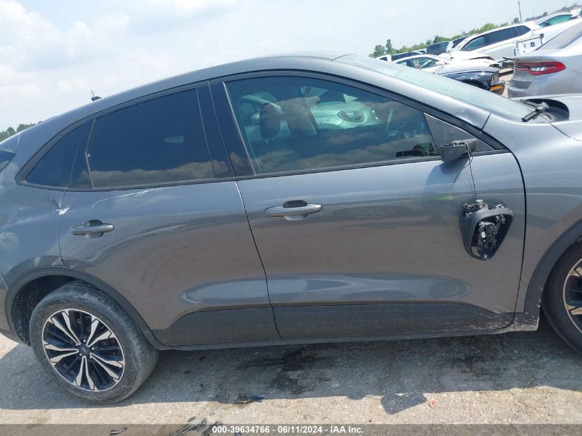 2022 Ford Escape Se VIN: 1FMCU0G64NUB45713 Lot: 39634766